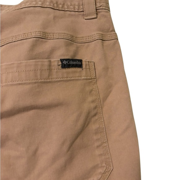 Columbia Men’s Regular Fit Chino Khaki Cargo Pants- Size 38x30 - Picture 6 of 8